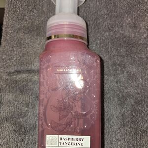Bath & Body Works Pink Raspberry Tangerine Hand Soap
